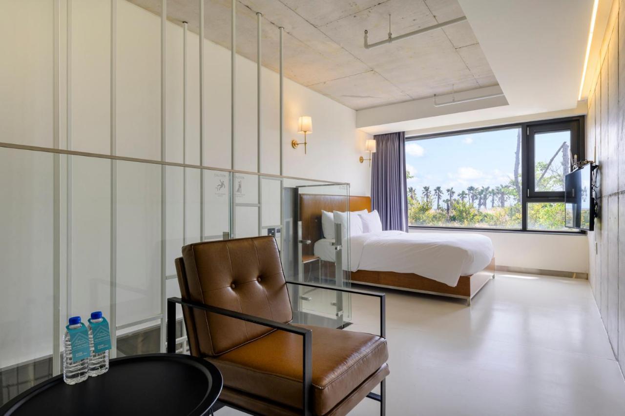 Snob Boutique Stay Seogwipo Ngoại thất bức ảnh