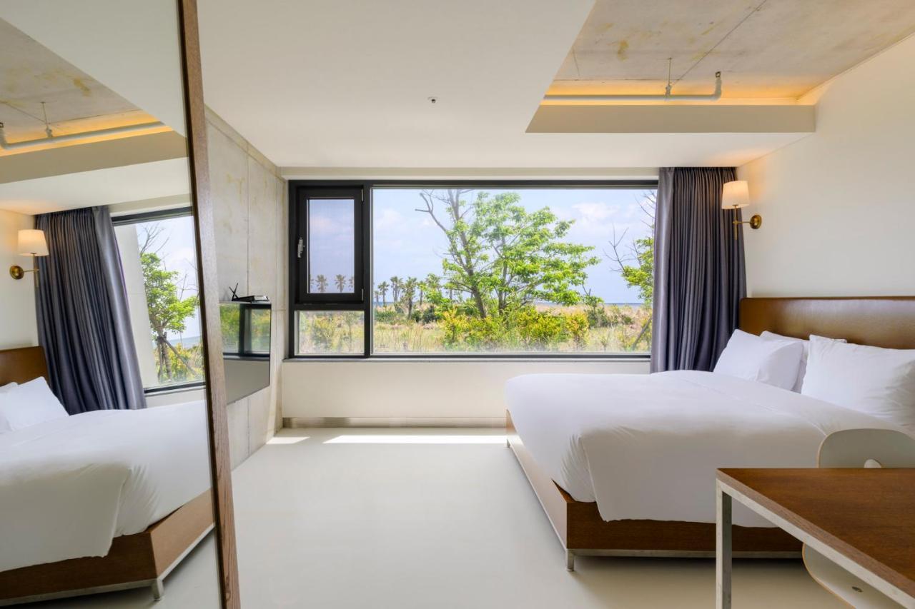 Snob Boutique Stay Seogwipo Ngoại thất bức ảnh