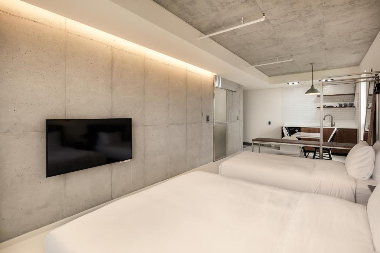 Snob Boutique Stay Seogwipo Ngoại thất bức ảnh